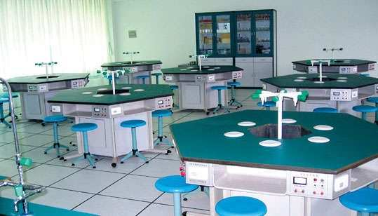 實(shí)驗(yàn)臺的材質(zhì)分類和特點(diǎn)