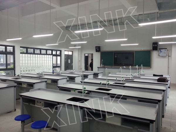 <a href='http://m.ahmjh.cn/chanpin/53-1.html' target='1' style='font-size:18px; font-weight:bold; color:#000000;'>科學實驗室</a>