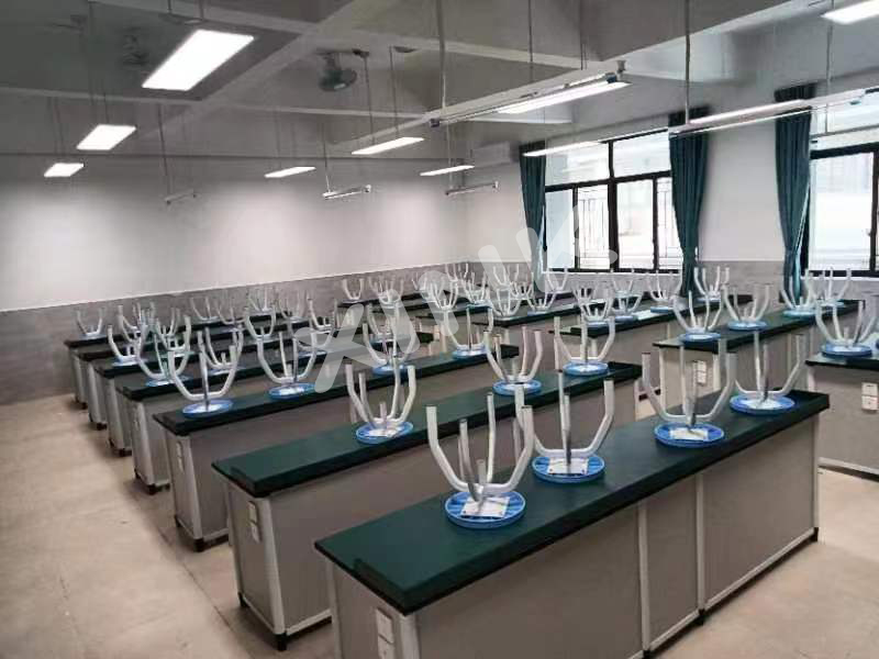 <a href='http://m.ahmjh.cn/' target='1' style='font-size:14px; font-weight:bold; color:#0080ff;'>物理實驗室</a>