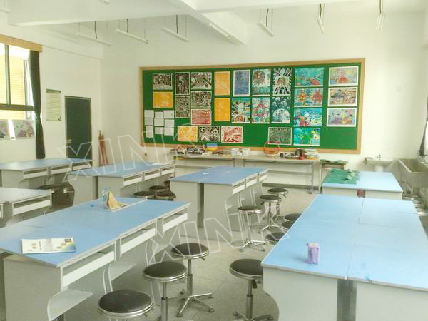 <a href='http://m.ahmjh.cn/chanpin/56-1.html' target='1' style='font-size:18px; font-weight:bold; color:#000000;'>美術功能室</a>