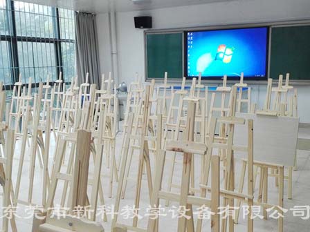 <a href='http://m.ahmjh.cn/chanpin/56-1.html' target='1' style='font-size:18px; font-weight:bold; color:#000000;'>美術功能室</a>